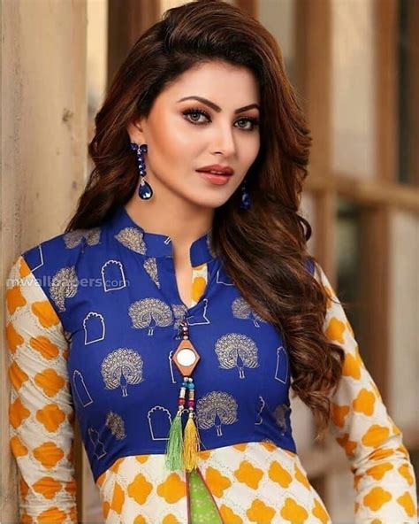 URVASHI RAUTELA (@urvashirautela) • Instagram photos and。